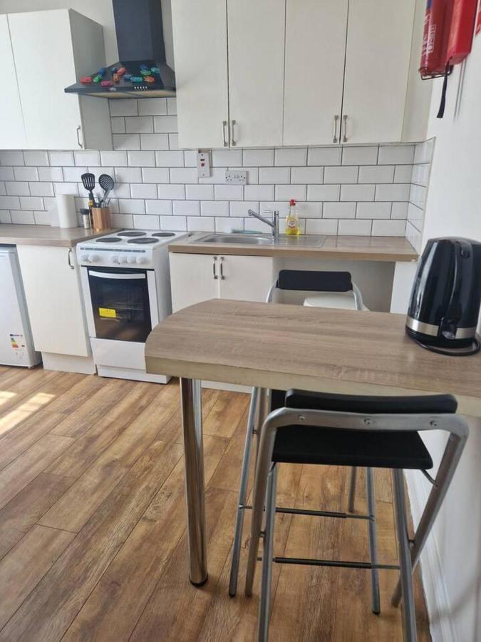 Beautiful 1-Bed Apartment In Cork Eksteriør billede